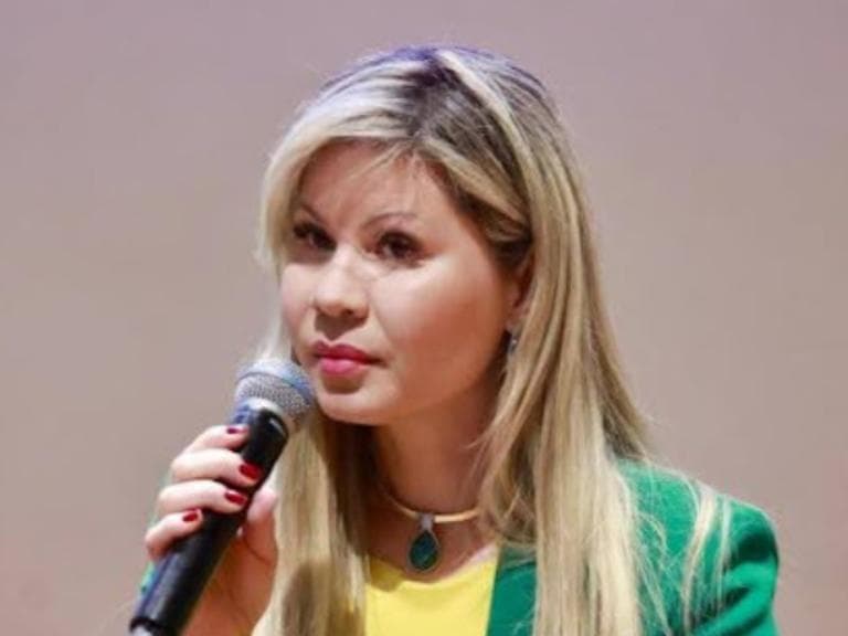 Renata Andrade Santos